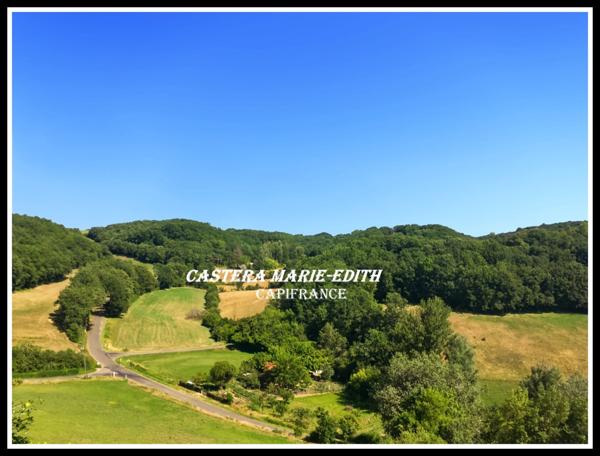 Maison de village rénovée -Proche AUCH - 7 pièces + Garage + Jardin exposé au SUD + Champ