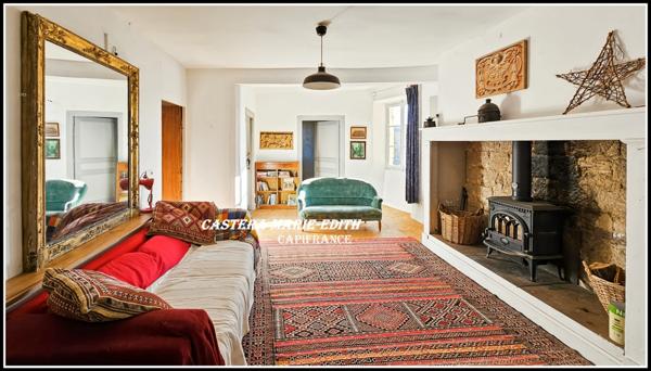 Maison de village rénovée -Proche AUCH - 7 pièces + Garage + Jardin exposé au SUD + Champ