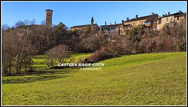 Maison de village rénovée -Proche AUCH - 7 pièces + Garage + Jardin exposé au SUD + Champ