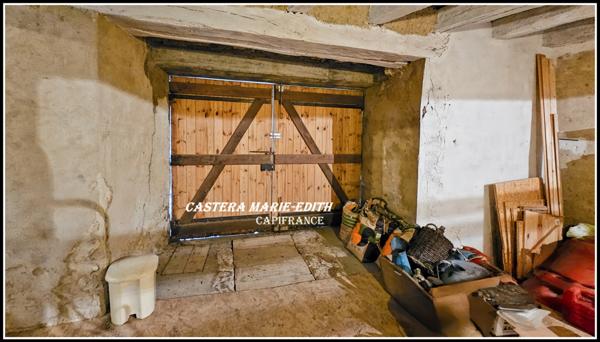 Maison de village rénovée -Proche AUCH - 7 pièces + Garage + Jardin exposé au SUD + Champ