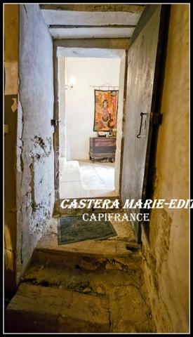 Maison de village rénovée -Proche AUCH - 7 pièces + Garage + Jardin exposé au SUD + Champ