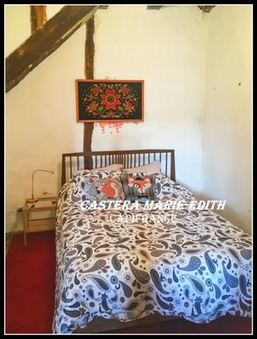 Maison de village rénovée -Proche AUCH - 7 pièces + Garage + Jardin exposé au SUD + Champ