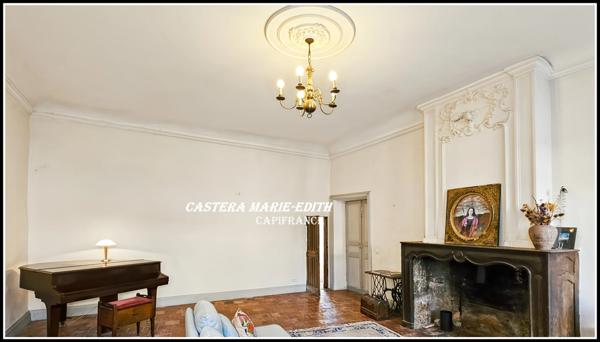 Maison de village rénovée -Proche AUCH - 7 pièces + Garage + Jardin exposé au SUD + Champ