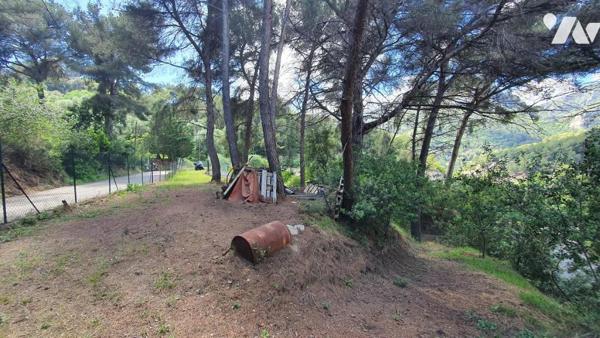Terrain de loisirs avec abri de jardin aménagé – Menton