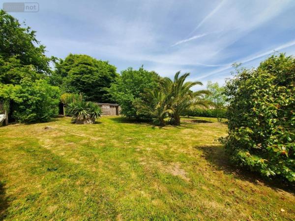 Terrain à Batir à vendre à Flottemanville-Hague dans la Manche (50690), ref : 50040-580