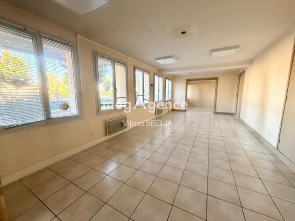 Local Commercial à SENS, 89100 - 4 pièces 169m²