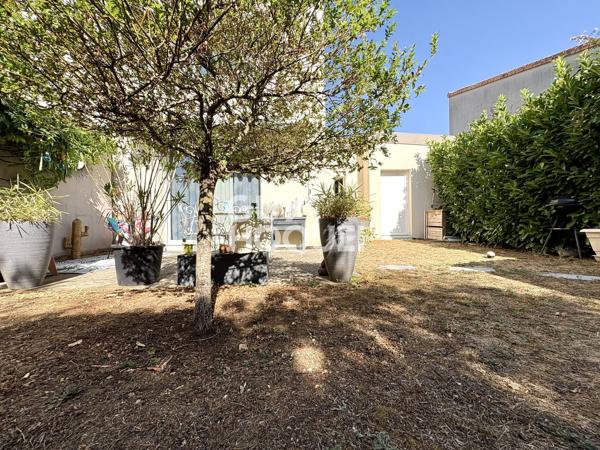 Maison 2 chambres avec jardin et garage à Poitiers