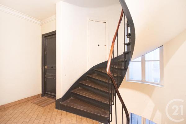 Appartement F2 à vendre  2 pièces - 24,15 m2 PARIS - 75010