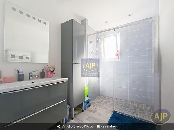Maison à vendre Saint Sebastien Sur Loire - 4 pièces, 90m² avec 3 chambre(s) à 343 000€ - AJP Immobilier Saint-Sébastien-sur-Loire
