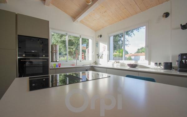 Maison à vendre    6 pièces •  Rivedoux-Plage