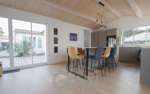 Maison à vendre    6 pièces •  Rivedoux-Plage