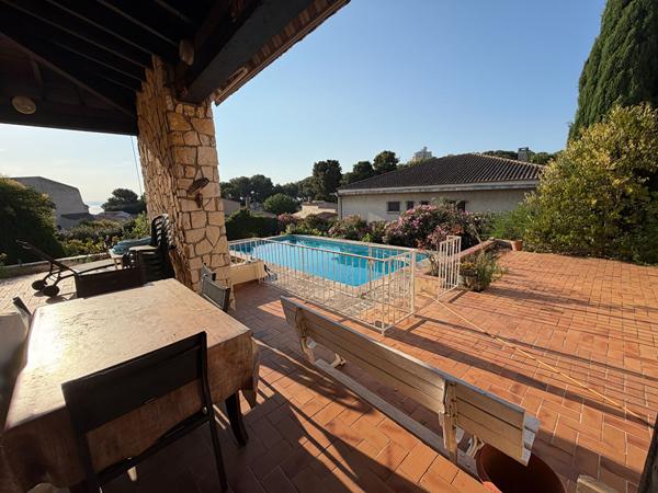 Villa 7 pièces-Martigues