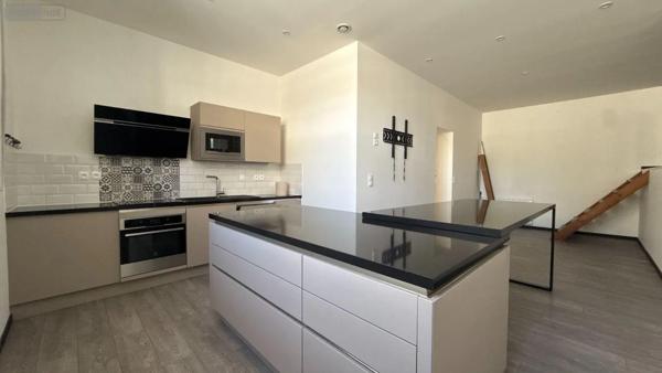 Achat - Appartement | Appartement rénové Châlons-en-Champagne 51000 4 pièces 90 m 2