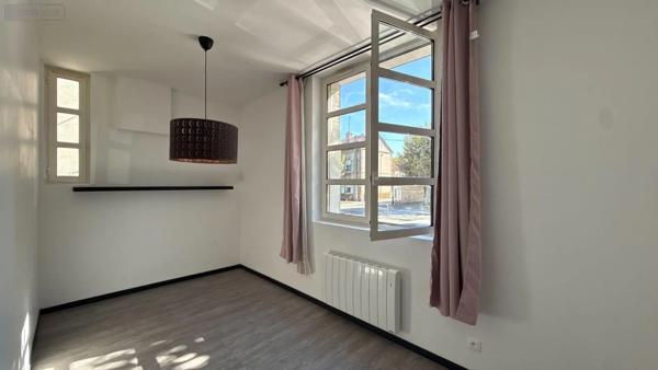 Achat - Appartement | Appartement rénové Châlons-en-Champagne 51000 4 pièces 90 m 2