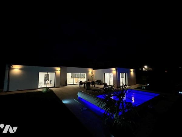 ENTRE ORBEC ET LISIEUX RARE A LA VENTE PROPRIETE D'EXCEPTION AUX PRESTATIONS DE QUALITES  PISCINE