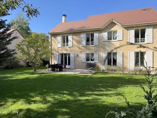 Maison individuelle Le Plessis-Trévise 180 m²