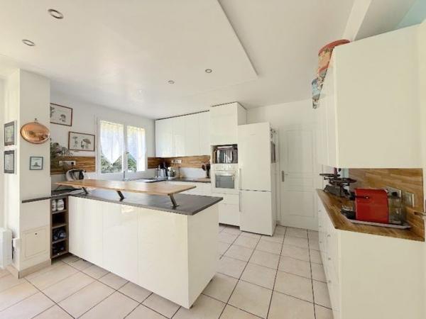 Maison individuelle Le Plessis-Trévise 180 m²