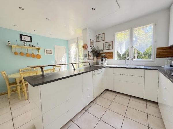 Maison individuelle Le Plessis-Trévise 180 m²