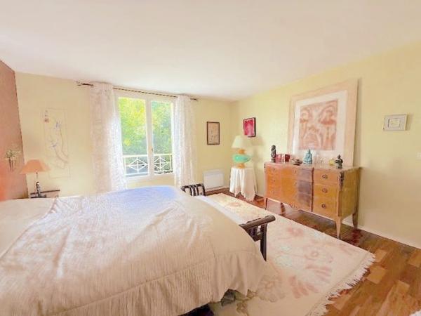Maison individuelle Le Plessis-Trévise 180 m²