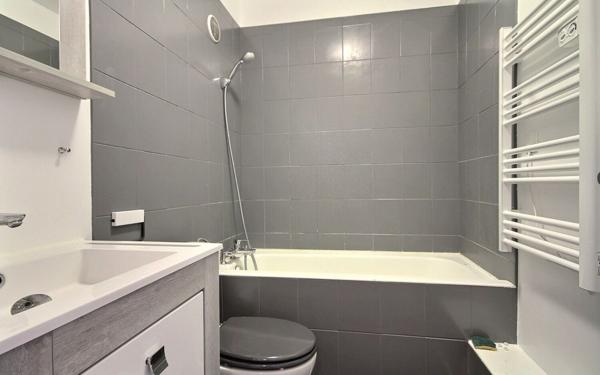 Appartement à louer    1 pièce •  Meudon