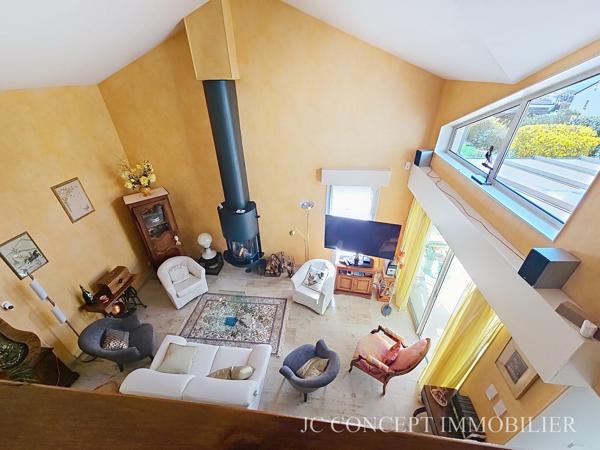 Maison d'architecte au calme 165 m² + garage 38 m² 398 000 €