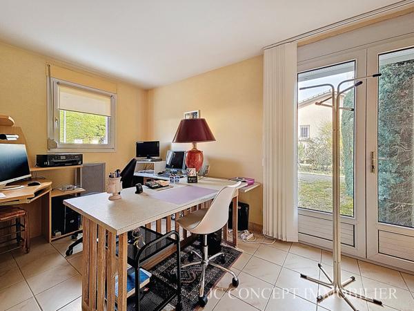 Maison d'architecte au calme 165 m² + garage 38 m² 398 000 €