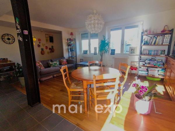 Maison de bourg 5 chambres avec jardin clos