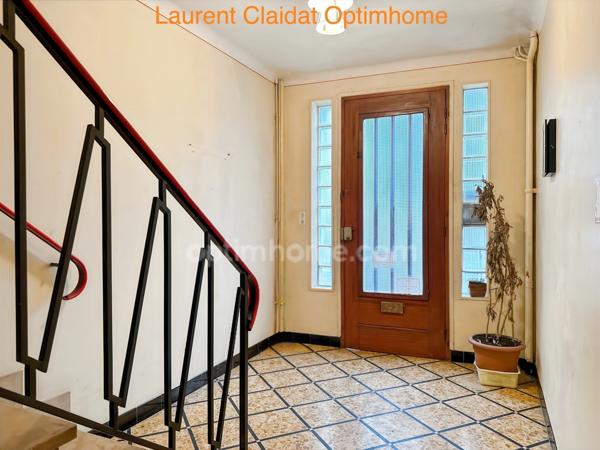 MAISON DE VILLE ENV.120 m² – 3 CHAMBRES + 3 GARAGES LOUÉS – SAINT-QUENTIN CENTRE