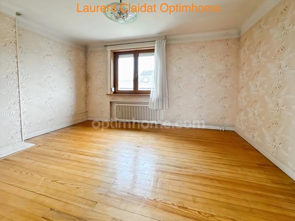 MAISON DE VILLE ENV.120 m² – 3 CHAMBRES + 3 GARAGES LOUÉS – SAINT-QUENTIN CENTRE