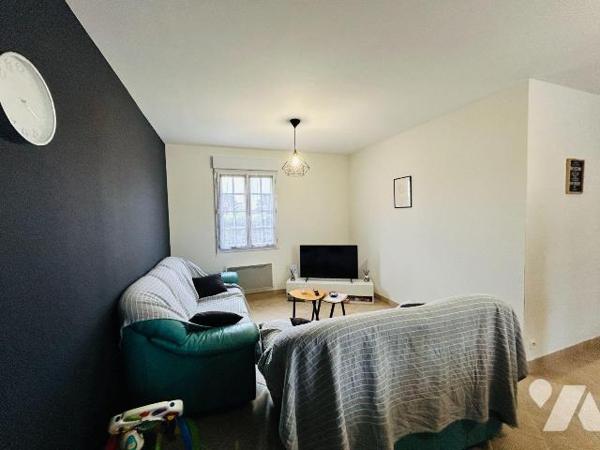 Aucun travaux à prévoir pour ce bien à quelques mètres d'une grande plage de sable fin....

C...