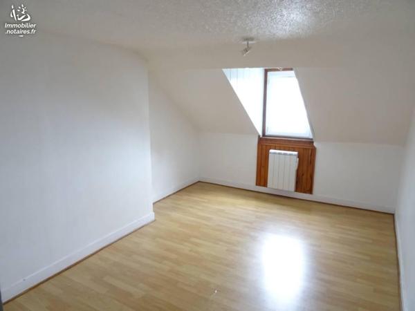 MOULINS-LA-MARCHE - centre bourg -  79 m² -  HABITABLE DE SUITE - 3 chambres