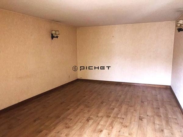 Autre 4 pièces 314 m²