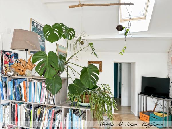 Maison à vendre à La Rochelle, 135m2 de plain-pied, avec jardin, garage et cave.