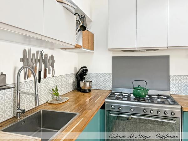 Maison à vendre à La Rochelle, 135m2 de plain-pied, avec jardin, garage et cave.