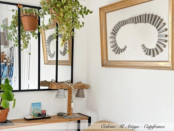 Maison à vendre à La Rochelle, 135m2 de plain-pied, avec jardin, garage et cave.