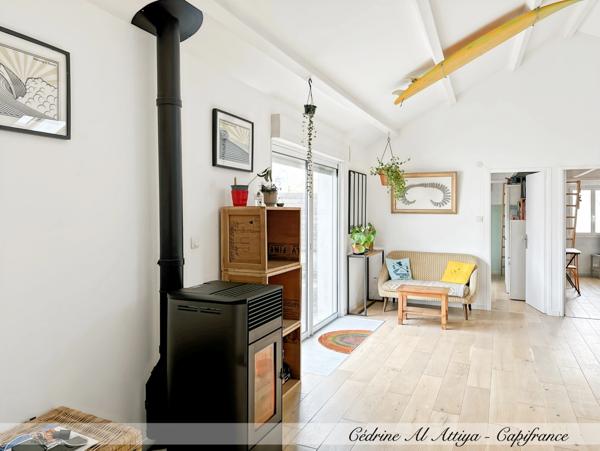 Maison à vendre à La Rochelle, 135m2 de plain-pied, avec jardin, garage et cave.