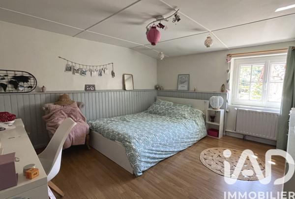 Maison à vendre 9 pièces 218 m² Valence-en-Poitou