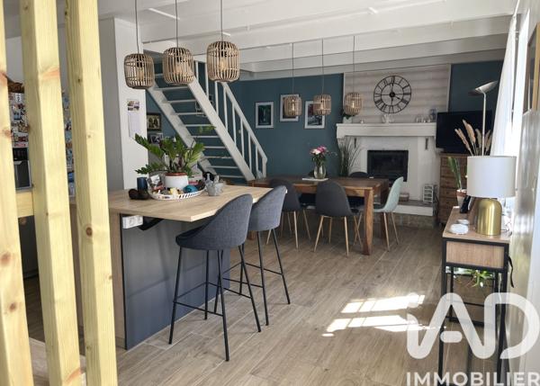 Maison à vendre 9 pièces 218 m² Valence-en-Poitou