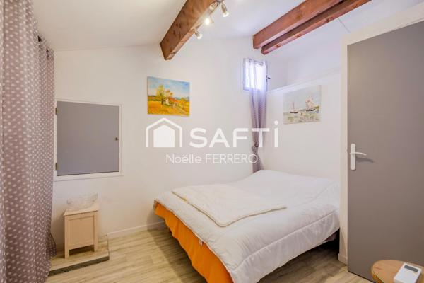 Villa T6 vue collines proche centre ville la Môle