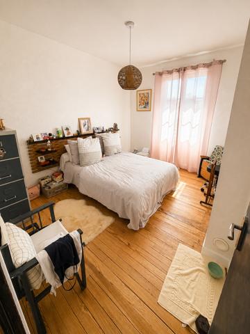 Maison
         6 pièces
        - 133 m² 361 000 € *