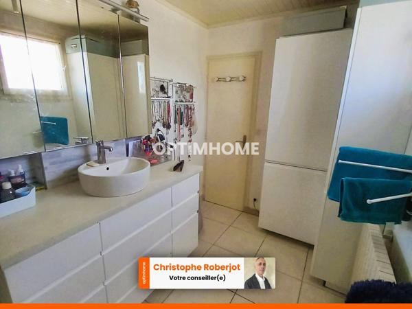 Grande maison de 10 pièces au calme et aux portes de Chalon sur un terrain de 1500m2