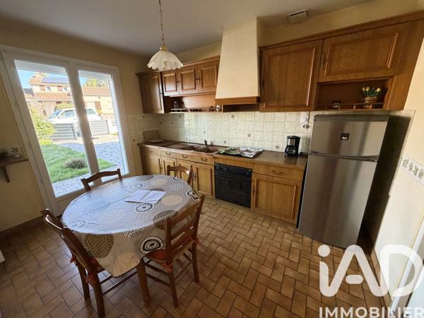 Maison à vendre 4 pièces 86 m² Châtillon-sur-Thouet