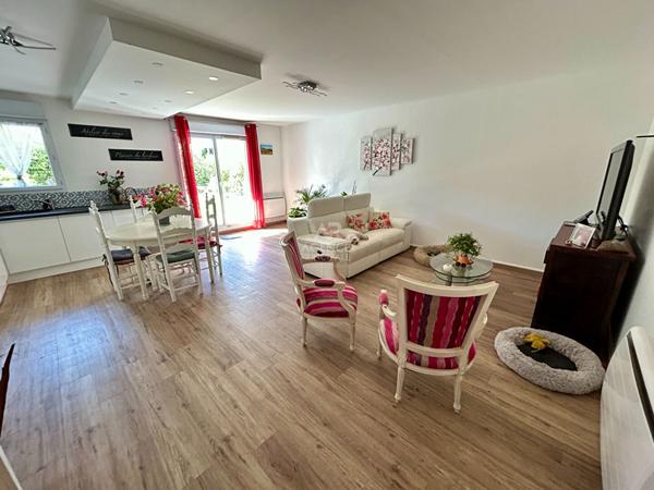 Appartement Poissy 3 pièces 68 m2 €339 000 ** - Référence 8835