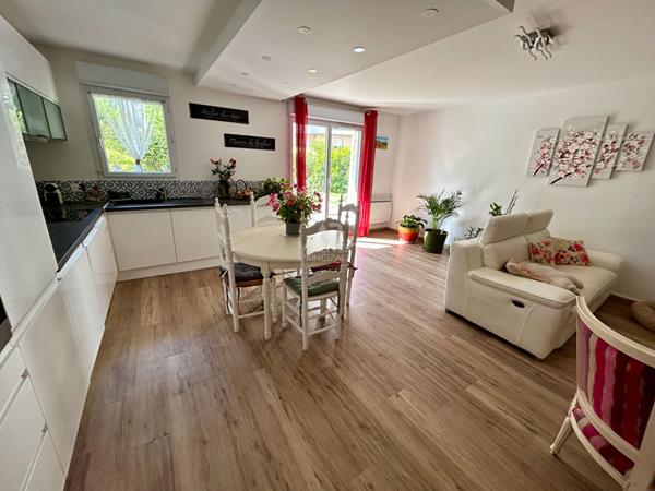 Appartement Poissy 3 pièces 68 m2 €339 000 ** - Référence 8835