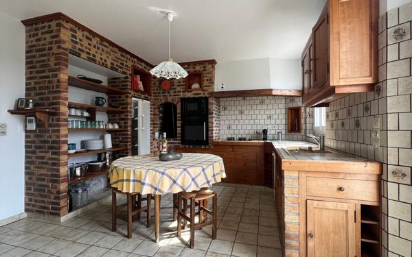 Maison à vendre    7 pièces • 233 m2 Provins