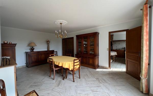 Maison à vendre    7 pièces • 233 m2 Provins