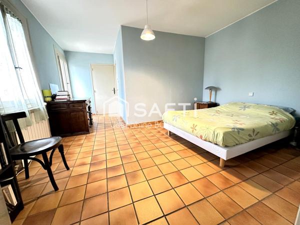 A VISITER SUR LE PONTET (84) MAGNIFIQUE MAISON DE VILLE DE 105 M² ENV. AVEC UNE COUR DE 70 M2