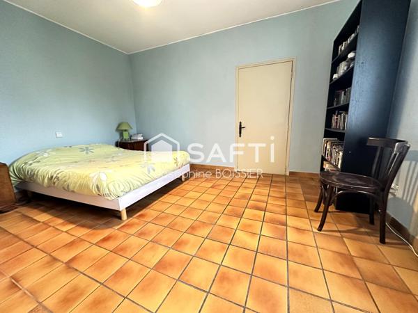 A VISITER SUR LE PONTET (84) MAGNIFIQUE MAISON DE VILLE DE 105 M² ENV. AVEC UNE COUR DE 70 M2