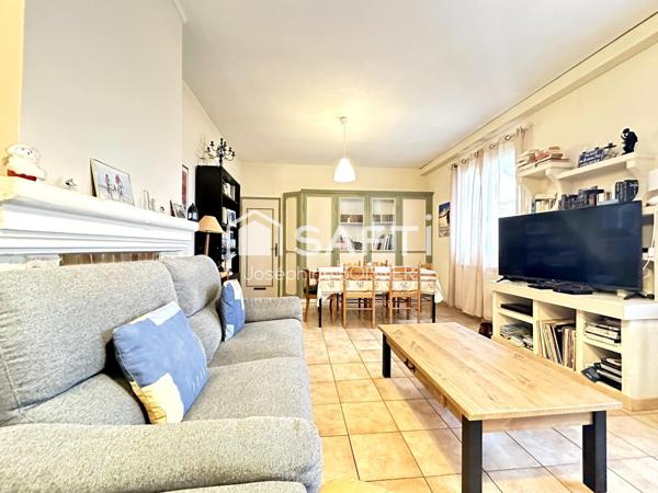 A VISITER SUR LE PONTET (84) MAGNIFIQUE MAISON DE VILLE DE 105 M² ENV. AVEC UNE COUR DE 70 M2