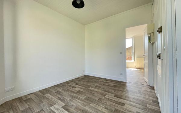 Appartement à louer    2 pièces • 29,95 m2 Le Perreux-sur-Marne